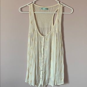 Maurice’s almond tank top